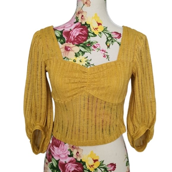 Valleygirl Light Knit Top - Picture 1 of 11